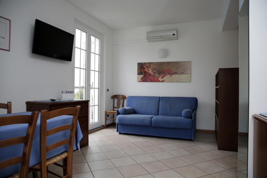 Residence Antico Crotto ปอร์เลซซา ห้อง รูปภาพ